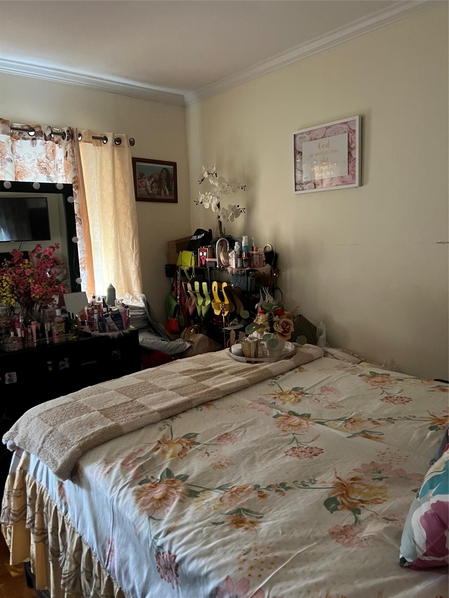4026 Paulding Avenue thumbnail 3