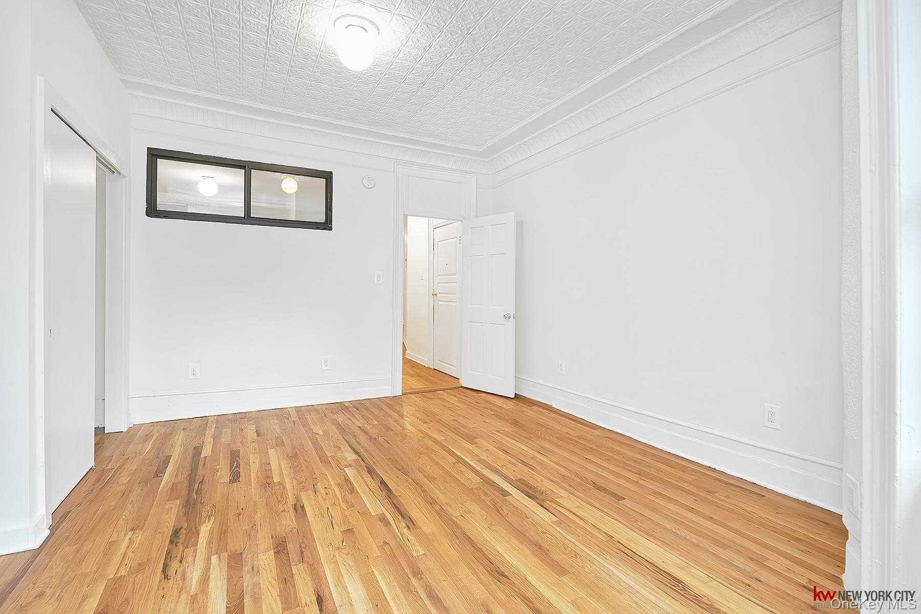 1037 College Avenue thumbnail 23