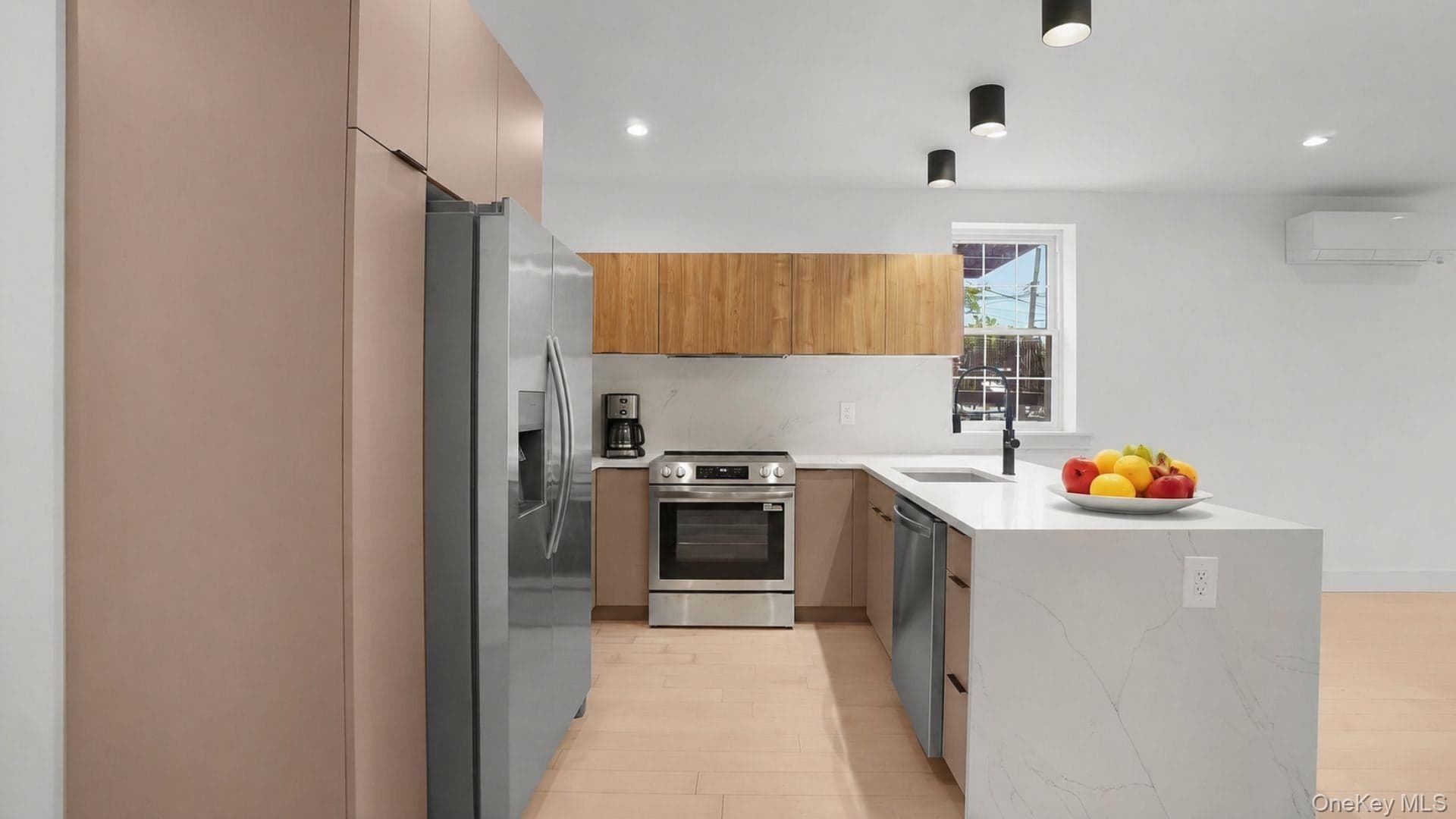 2424 Esplanade Avenue thumbnail 22