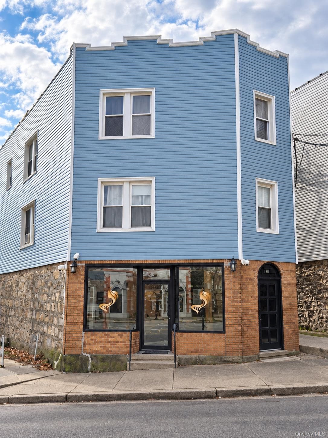 880 Midland Avenue, Yonkers