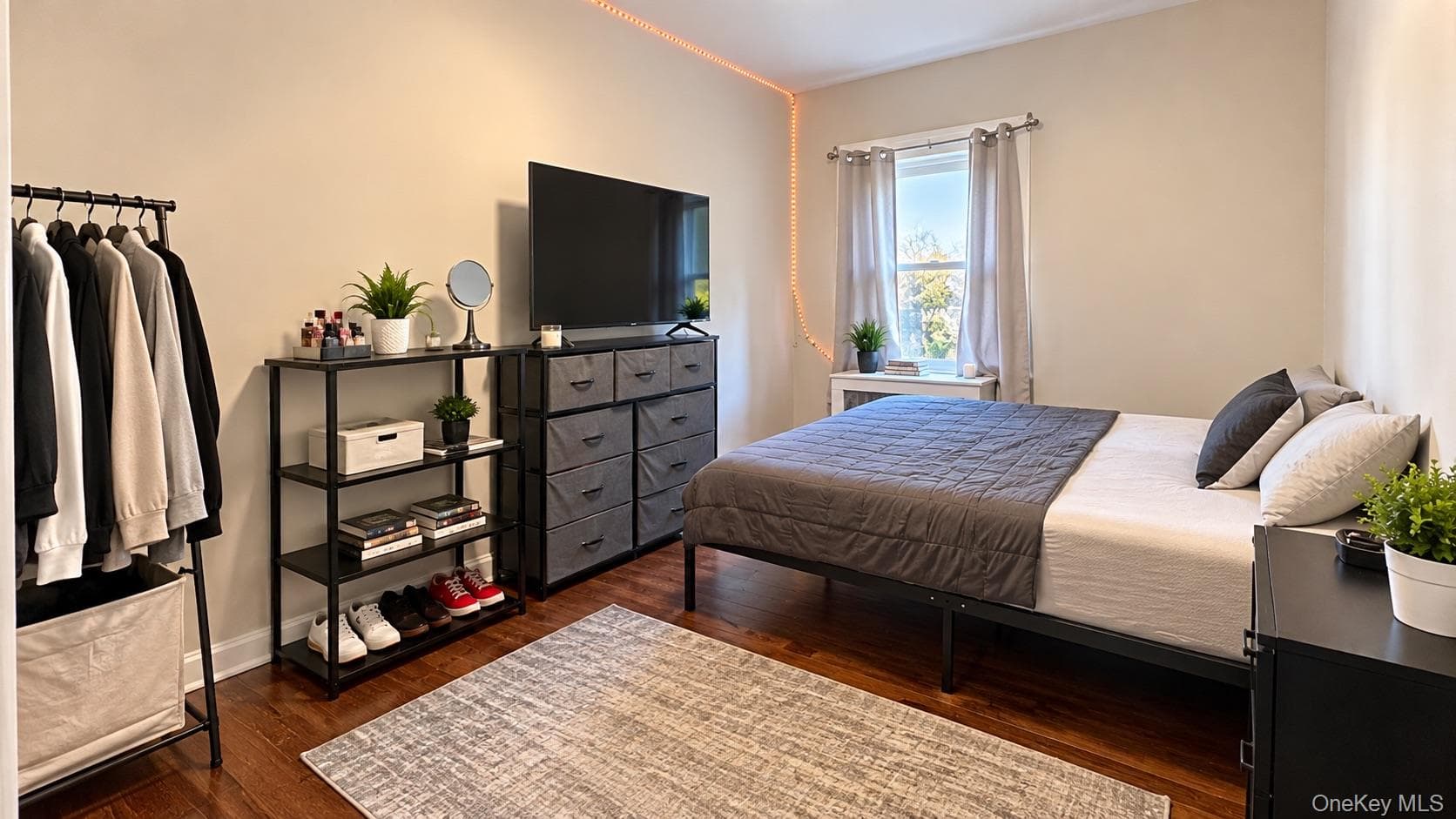 880 Midland Avenue thumbnail 10