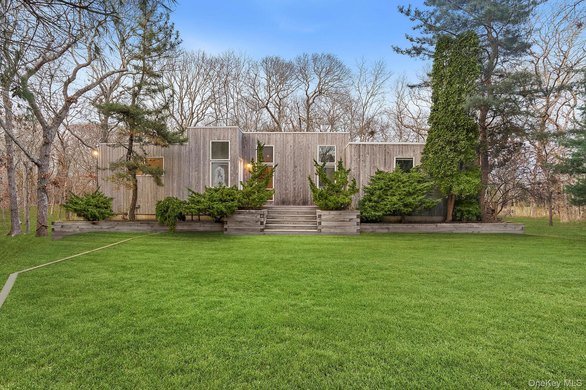 54 Fox Hunt Ln, Amagansett