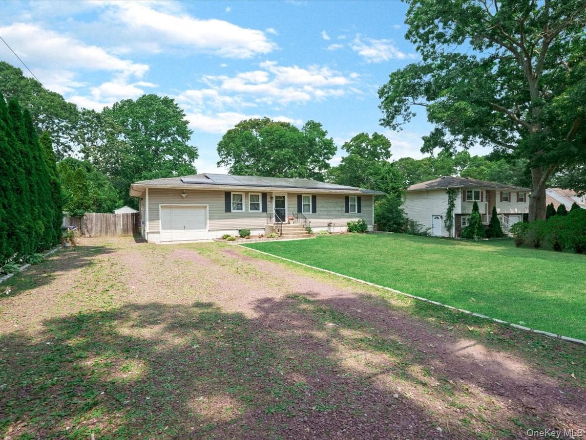 269 Carleton Drive thumbnail 2