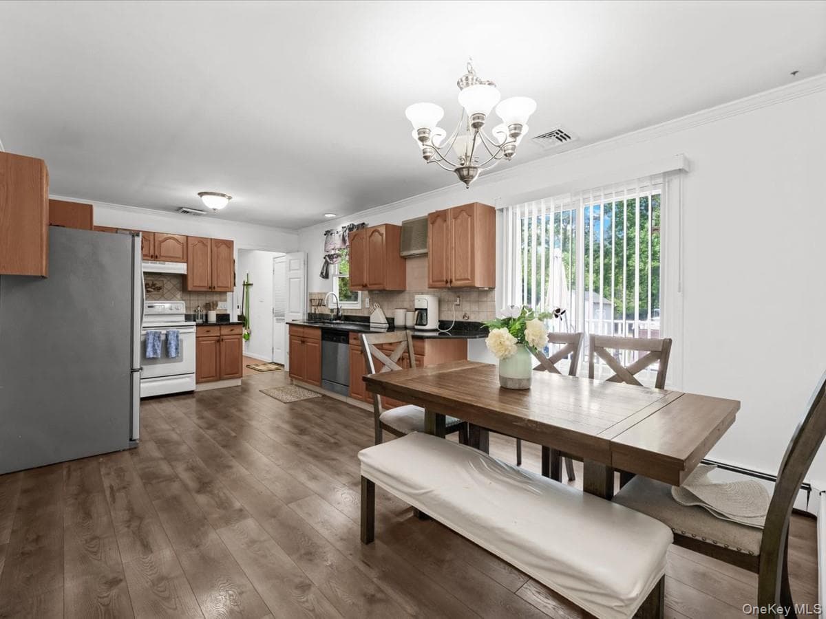 269 Carleton Drive thumbnail 8