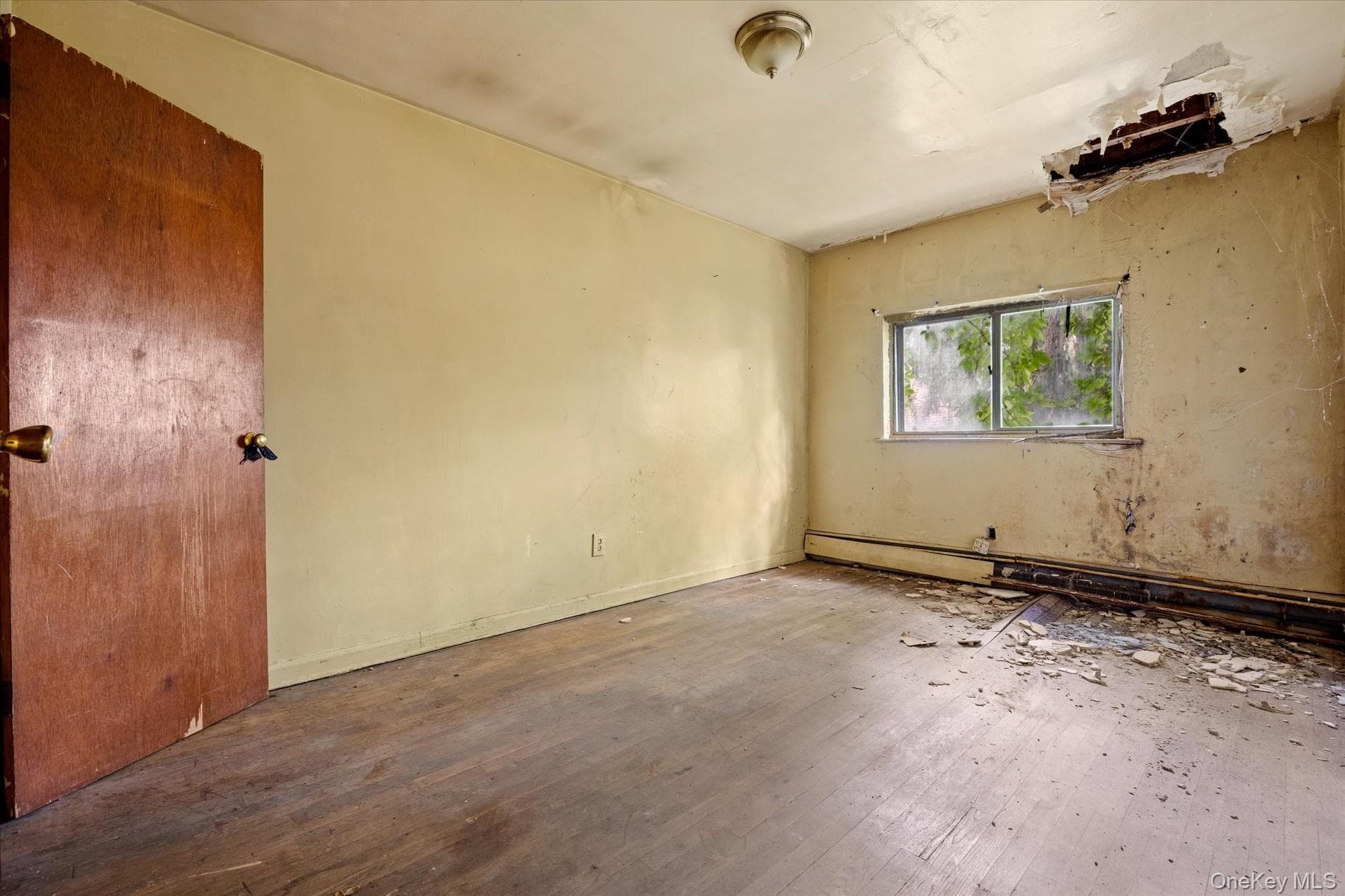 3768 Laconia Avenue thumbnail 8