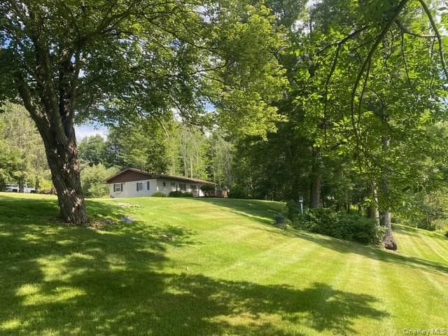 10 Lakeview Road thumbnail 3