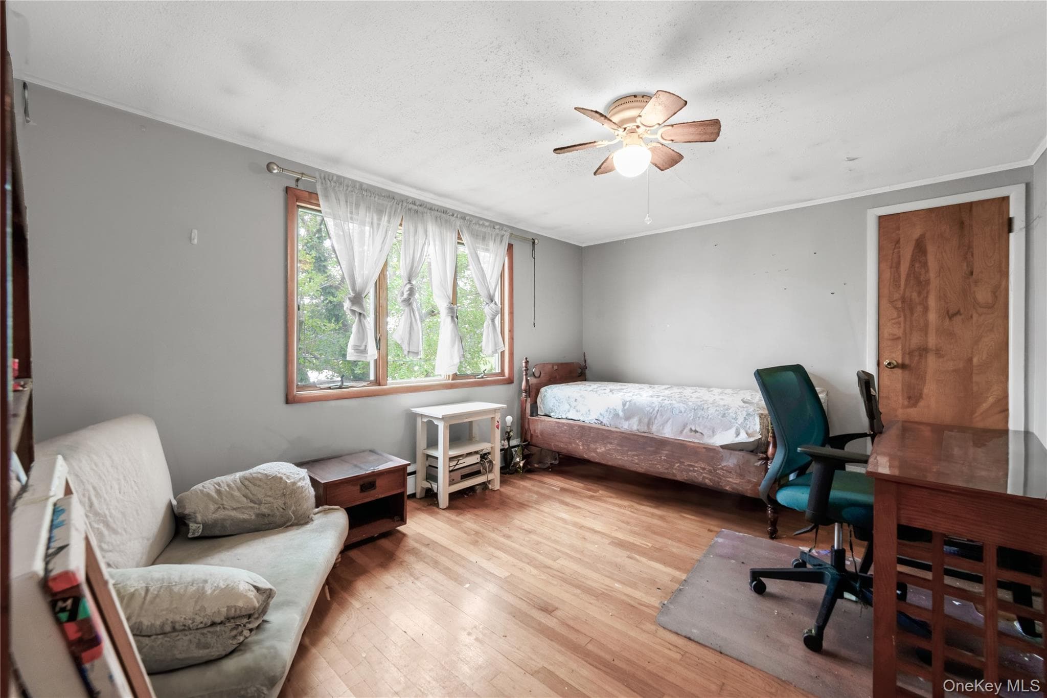 280 S Bayview Avenue thumbnail 24