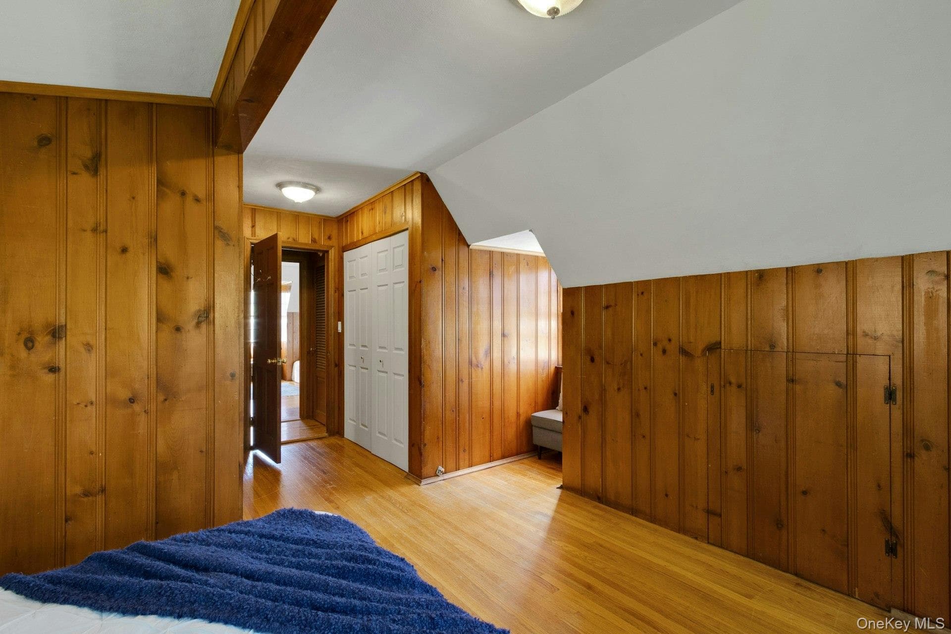 160 N Broadway thumbnail 18