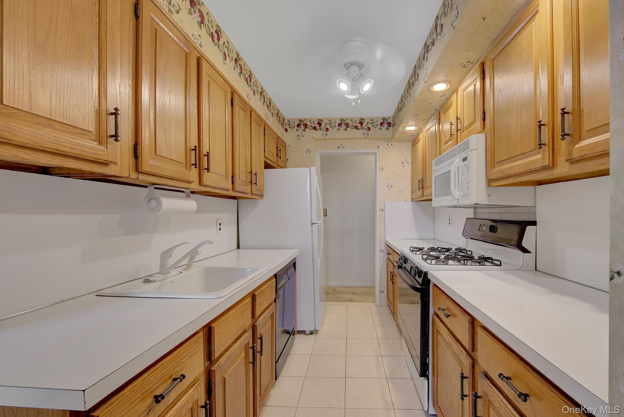 54-44 Little Neck Parkway Unit: 5U thumbnail 9