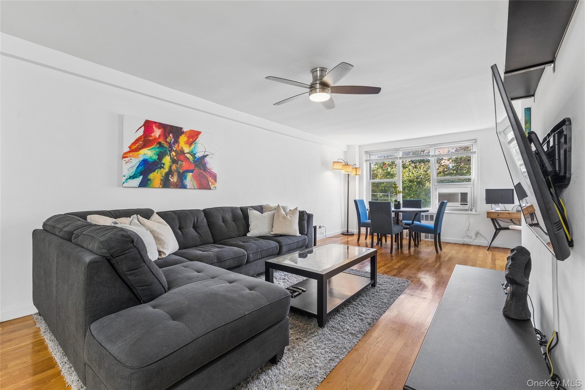 18-40 211th Street Unit: 3J thumbnail 3