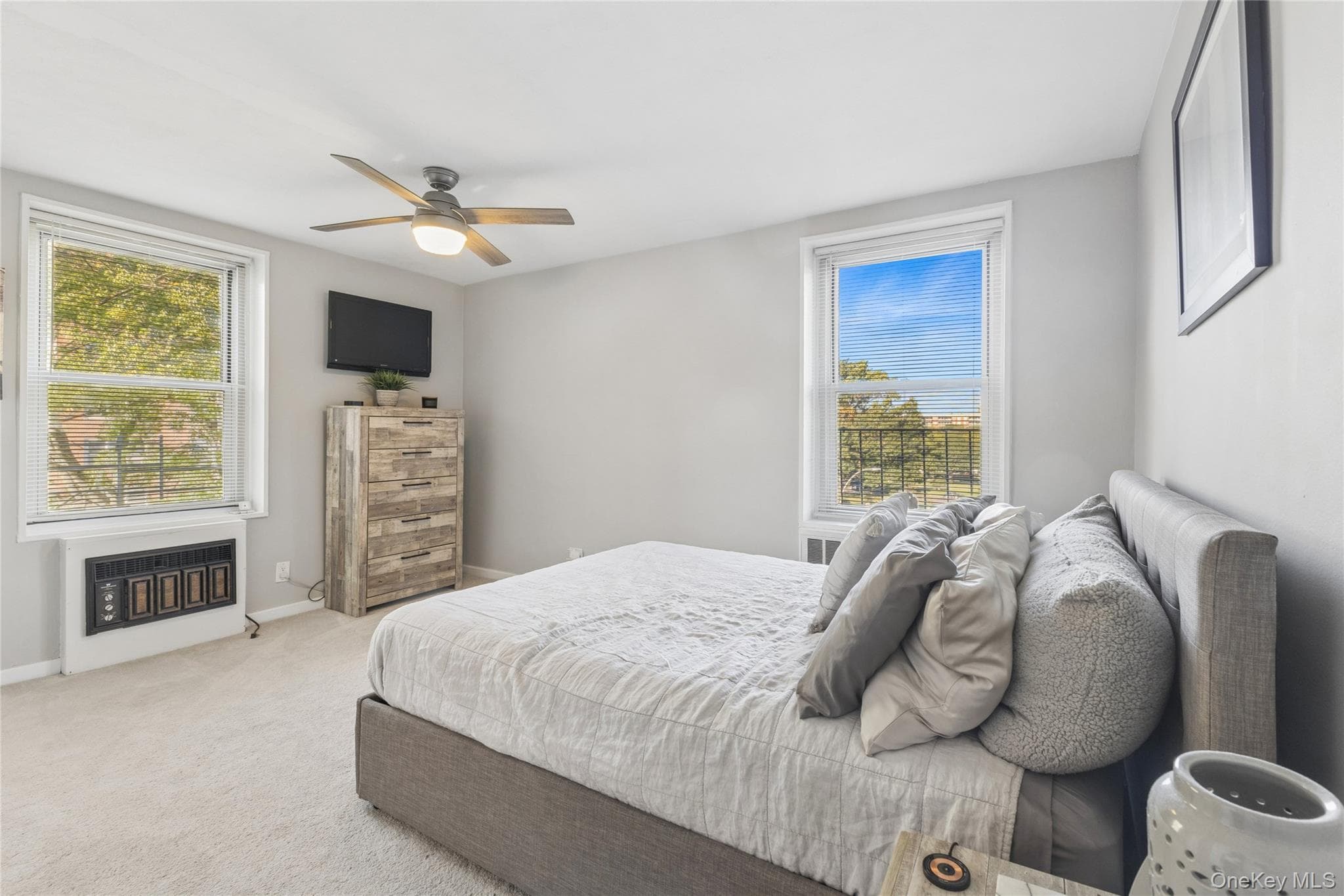 18-40 211th Street Unit: 3J thumbnail 9