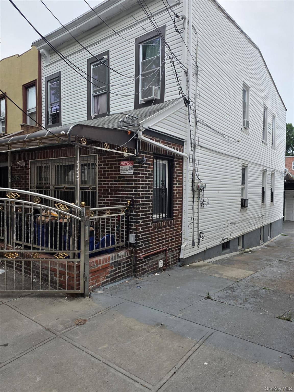 81-22 102nd Avenue thumbnail 3