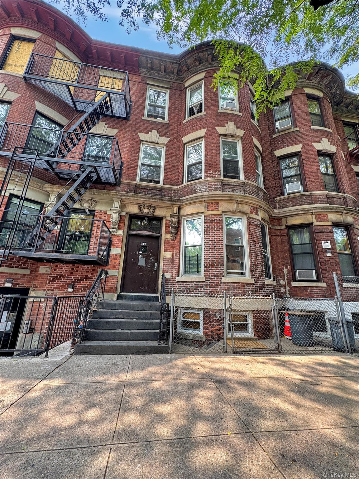 1821 Topping Avenue thumbnail 2