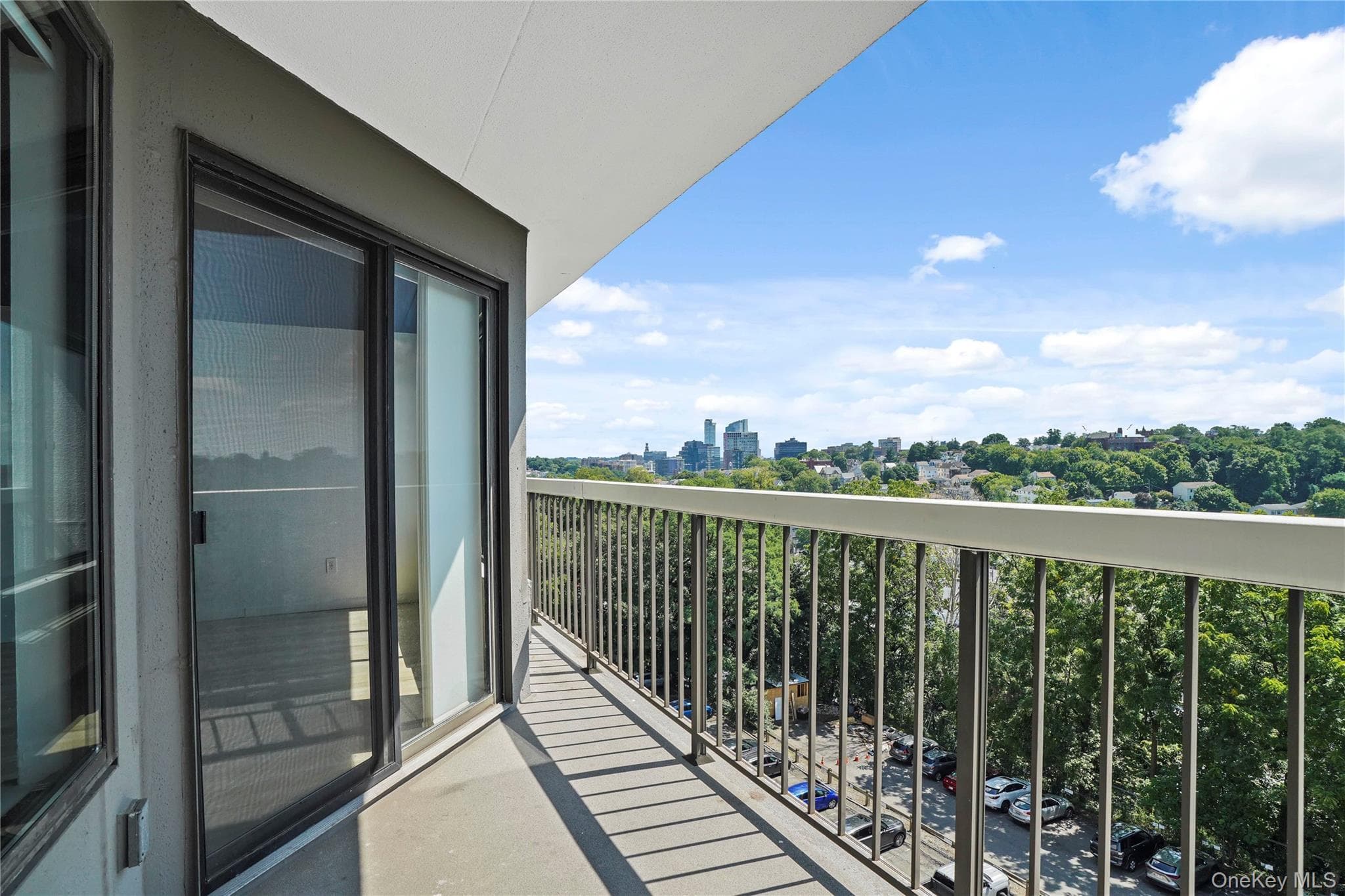 500 High Point Drive Unit: 709 thumbnail 26