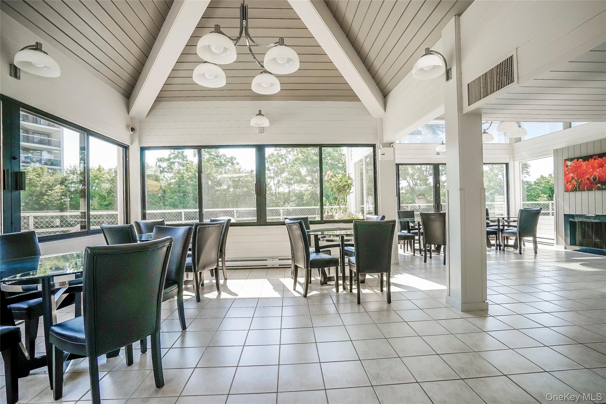 500 High Point Drive Unit: 709 thumbnail 36