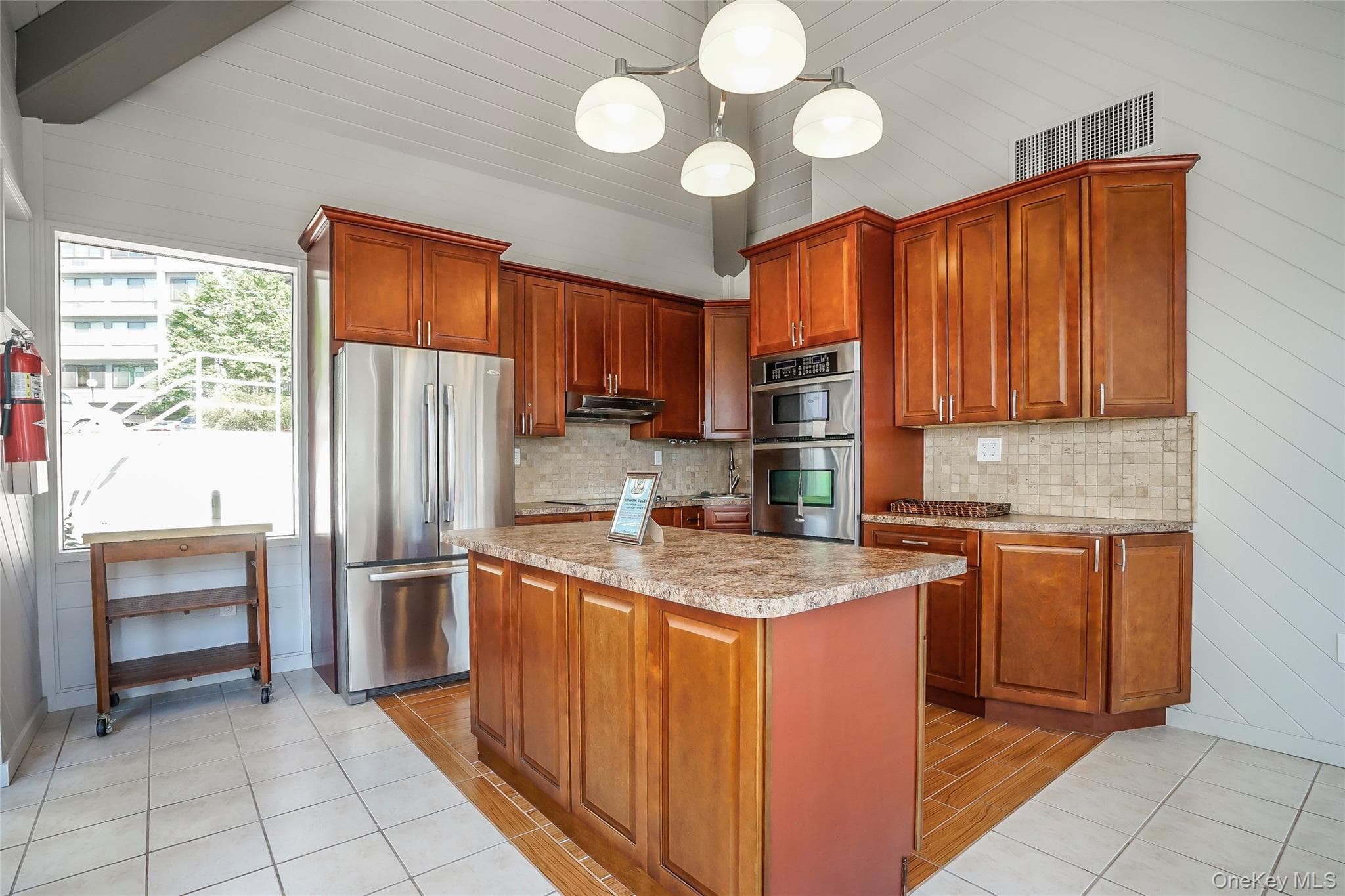 500 High Point Drive Unit: 709 thumbnail 40
