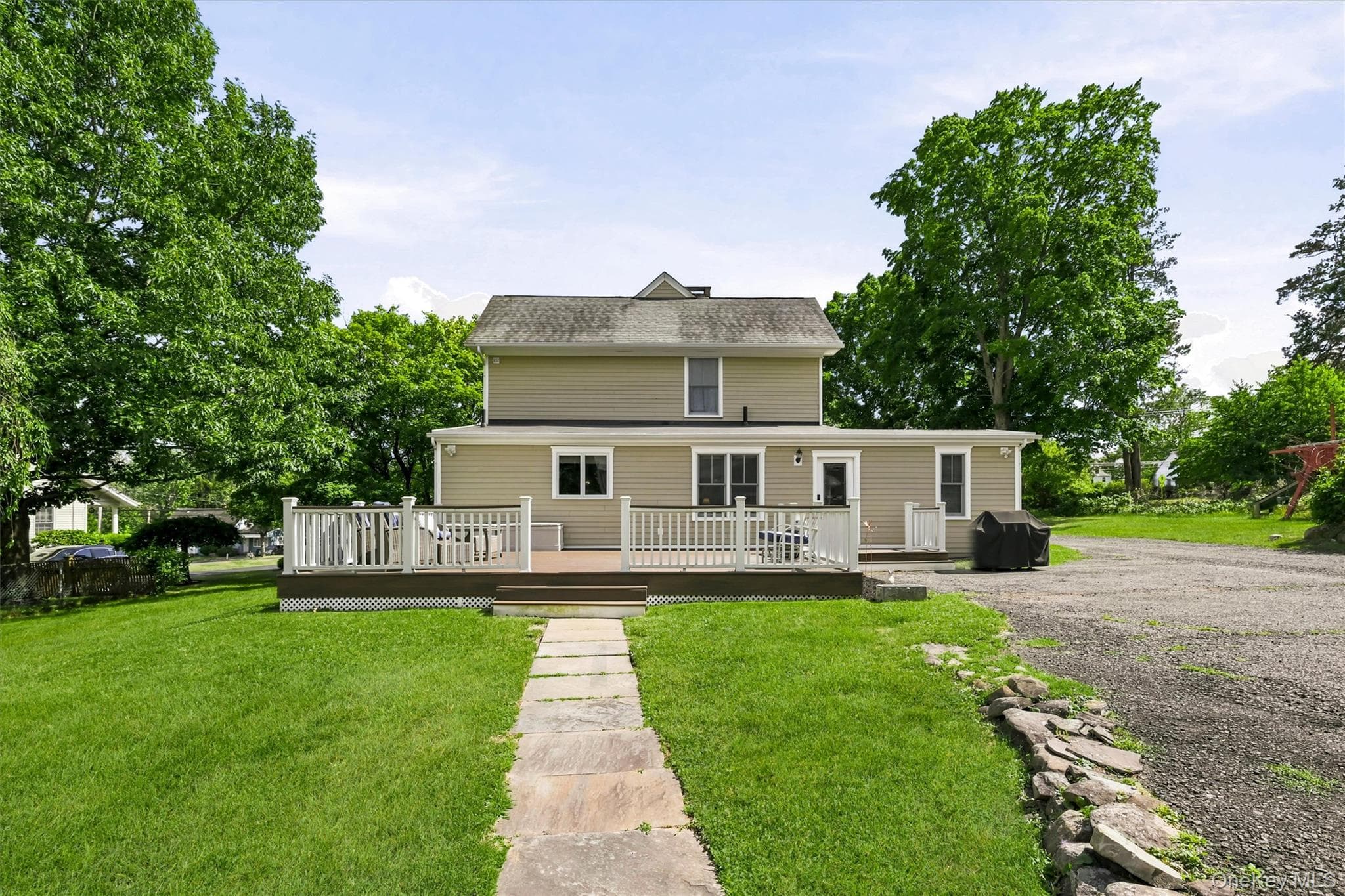 68 E Erie Street thumbnail 23