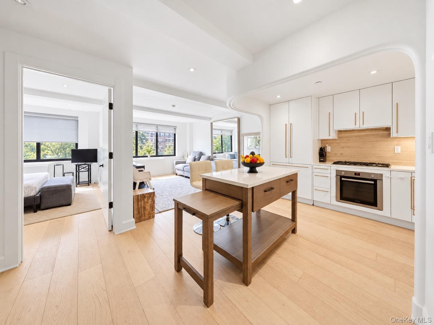 533 E 12th Street Unit: 5B thumbnail 4