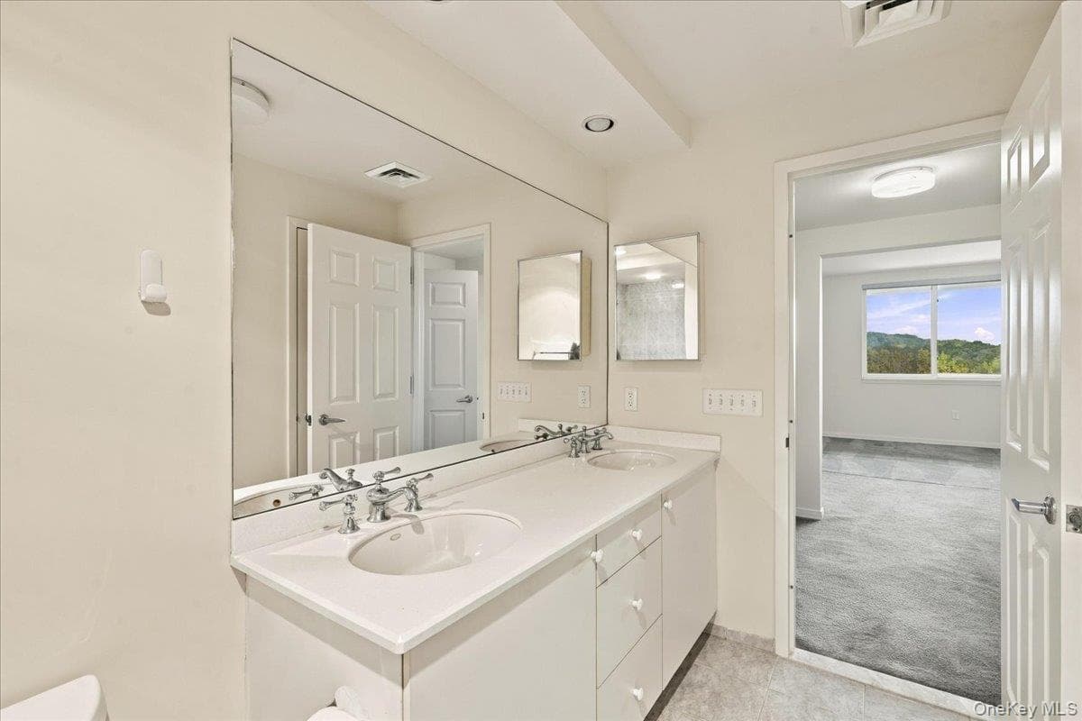 100 Harbor View Drive Unit: 651 thumbnail 22