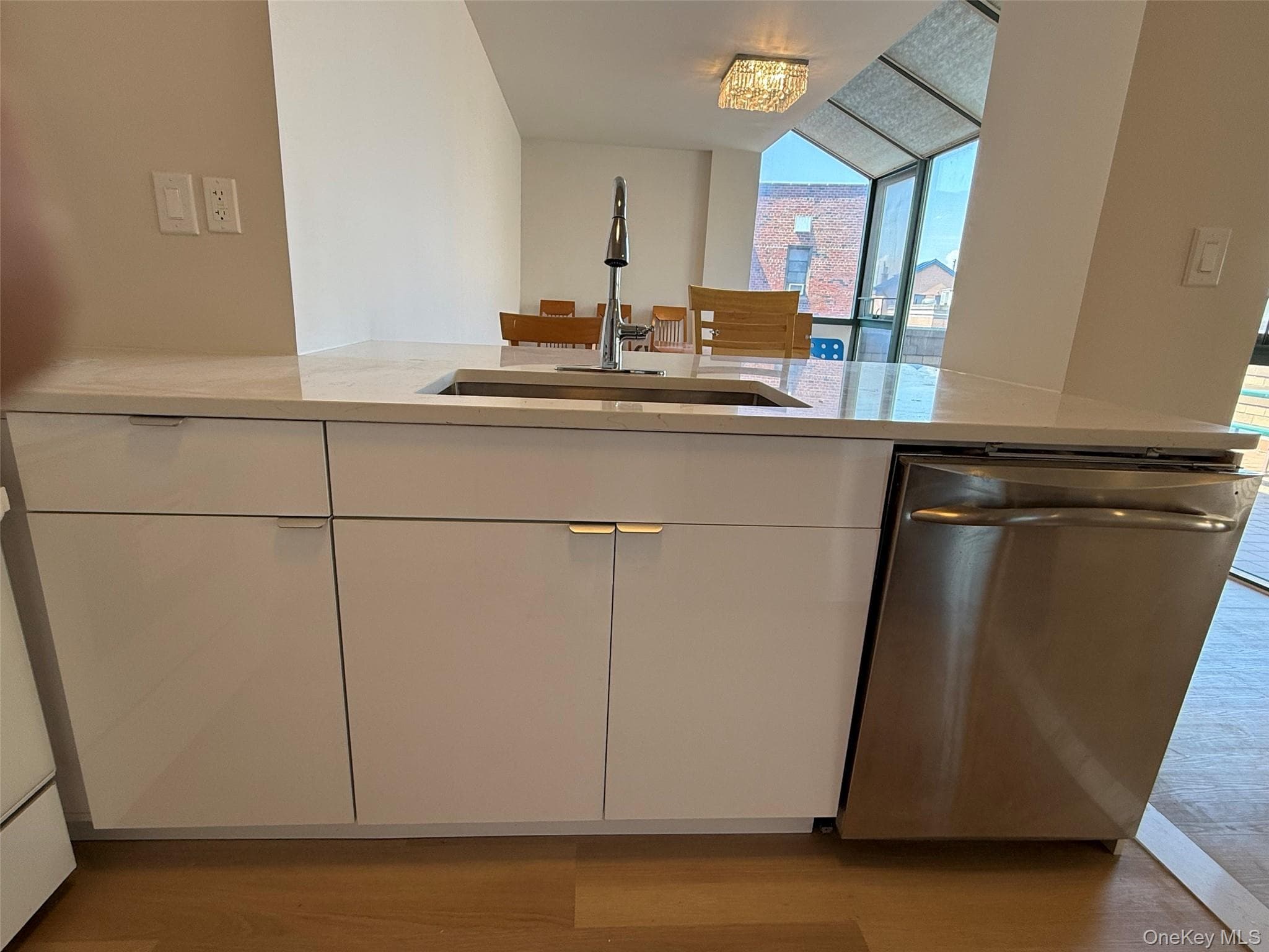 4231 Colden Street Unit: F7A thumbnail 9