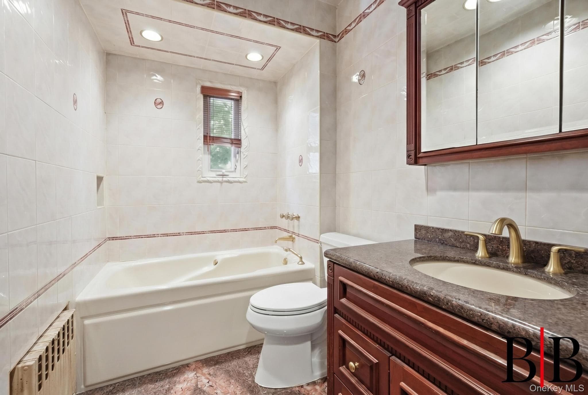 2612 E 28th Street thumbnail 17