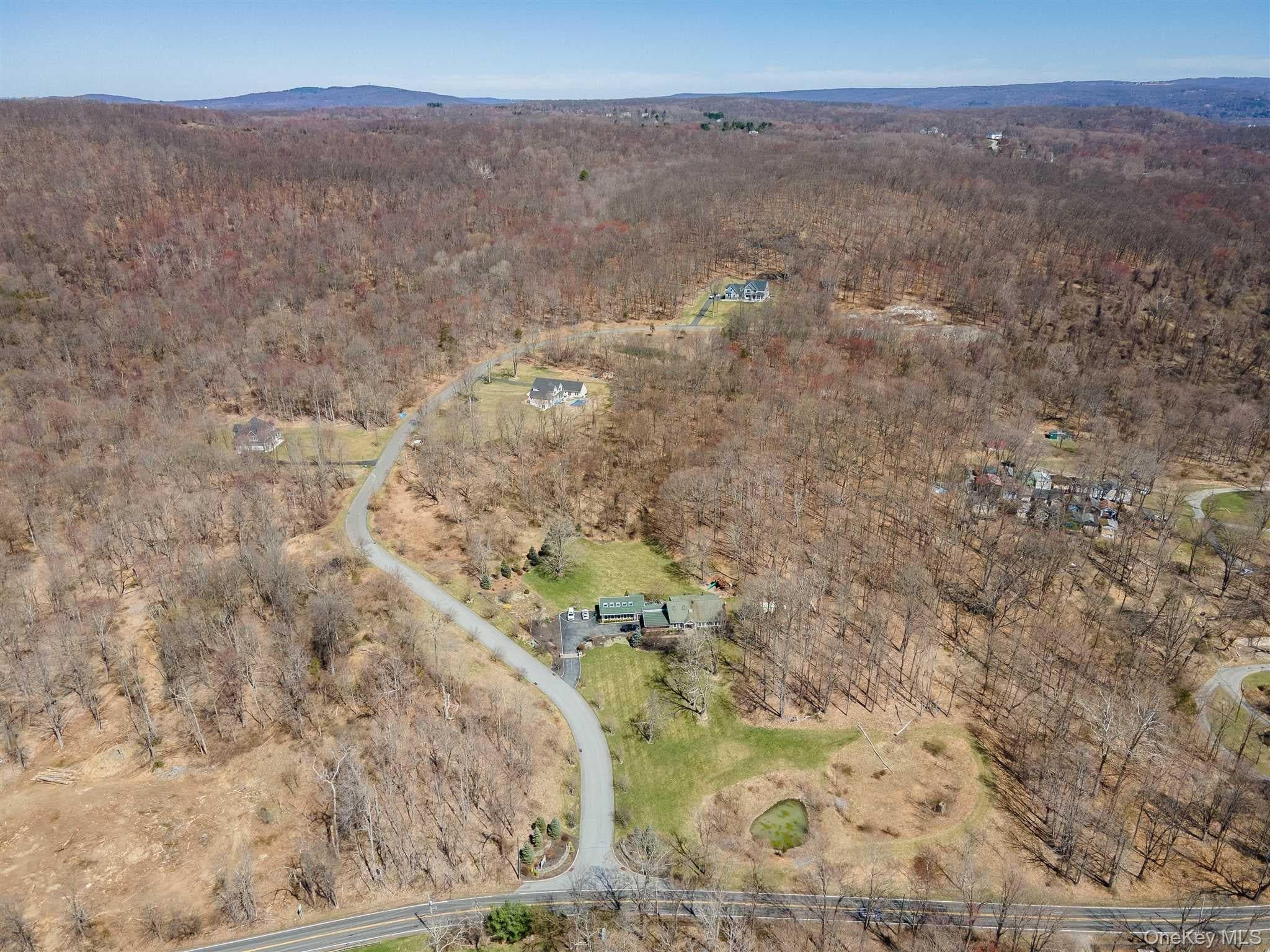 Stonecrest Lot #19 Court thumbnail 4