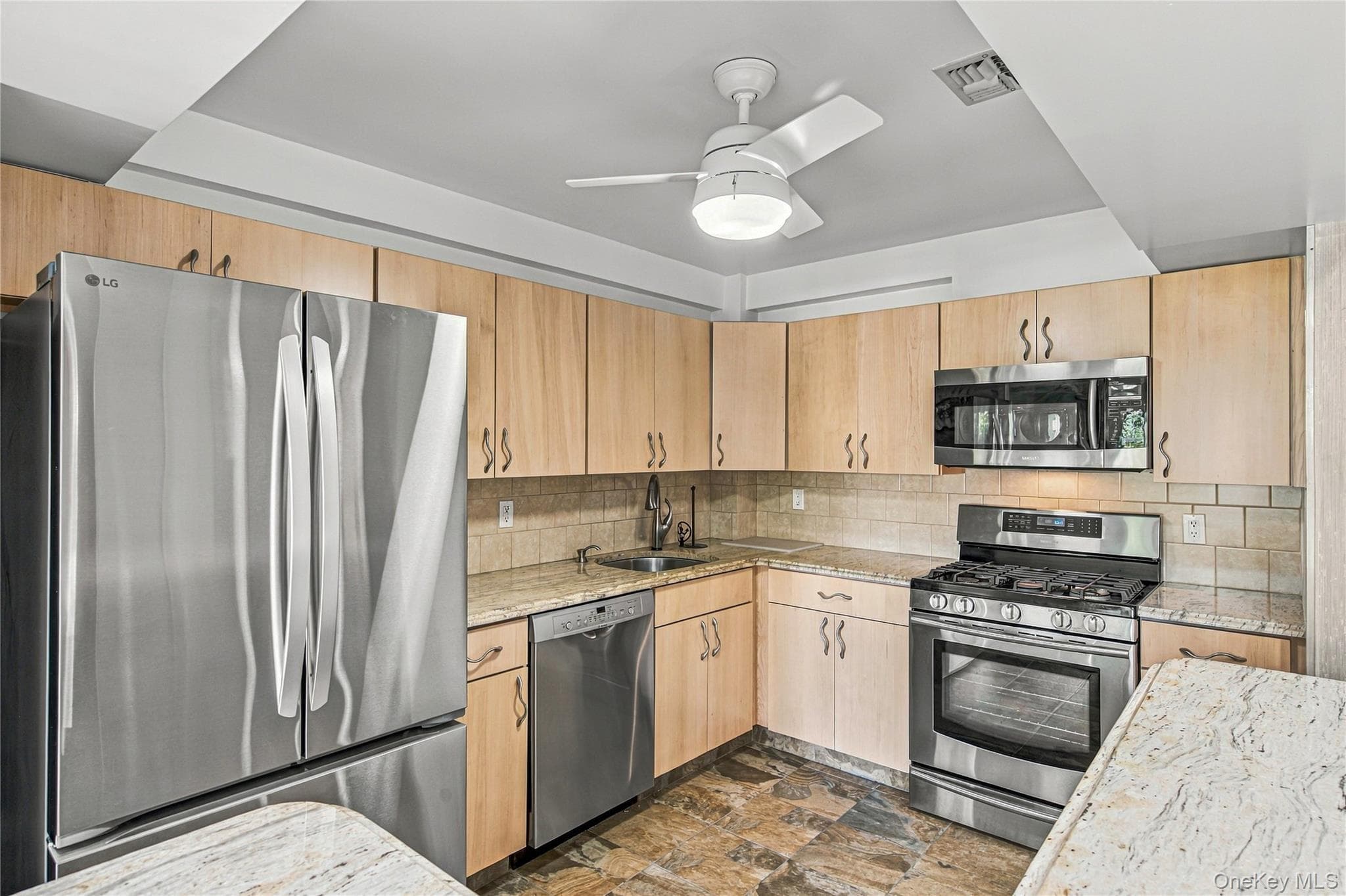 1301 Michael Court Unit: 1624 thumbnail 10