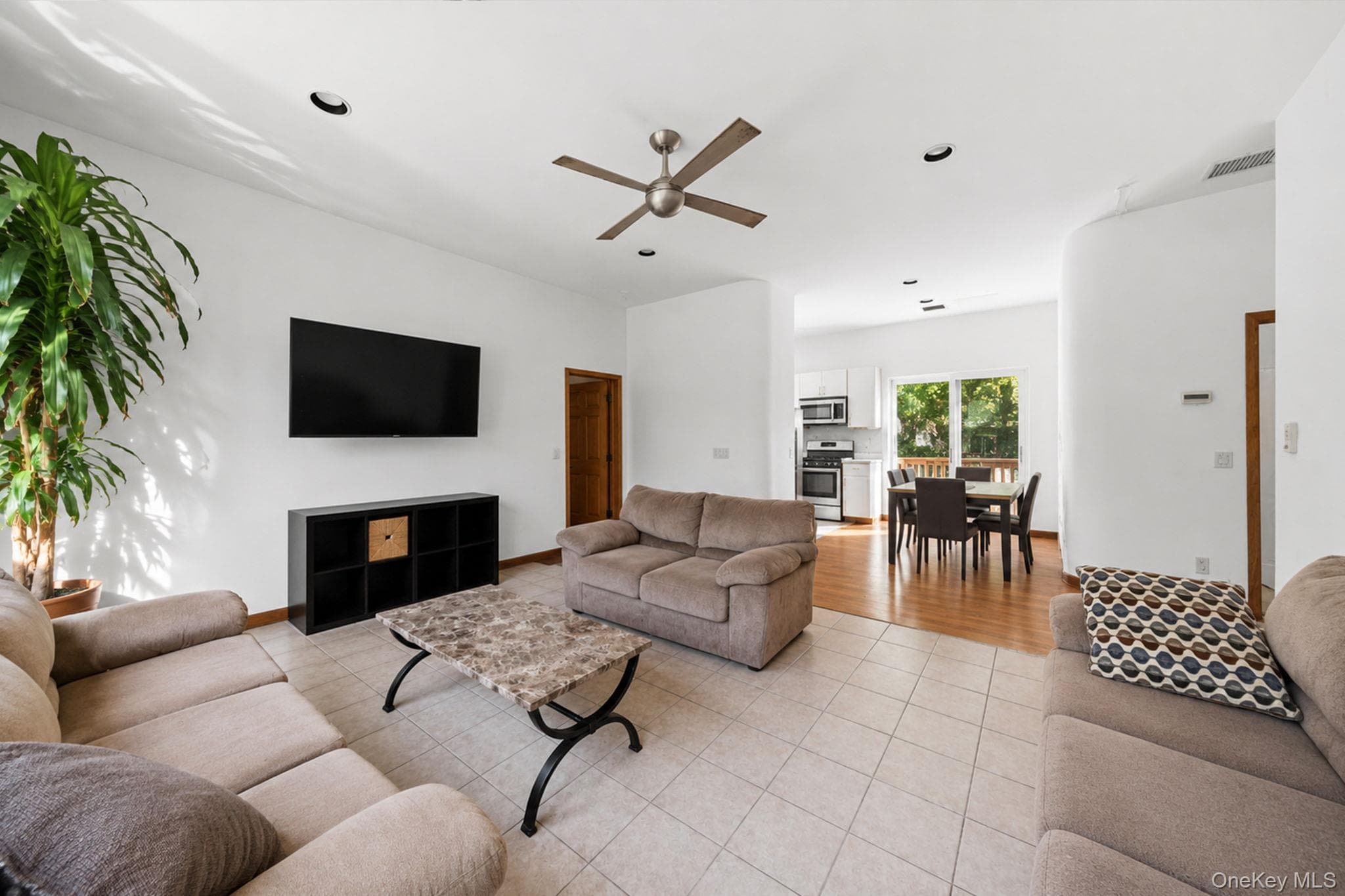 46 Brushwood Drive thumbnail 21