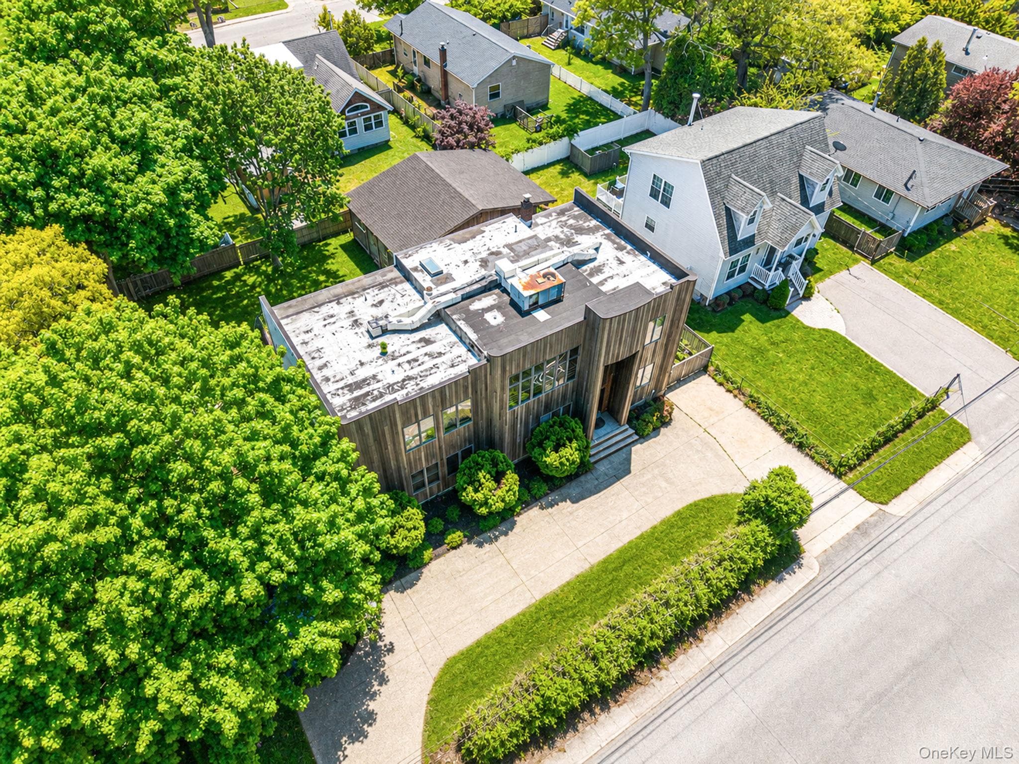 46 Brushwood Drive thumbnail 3
