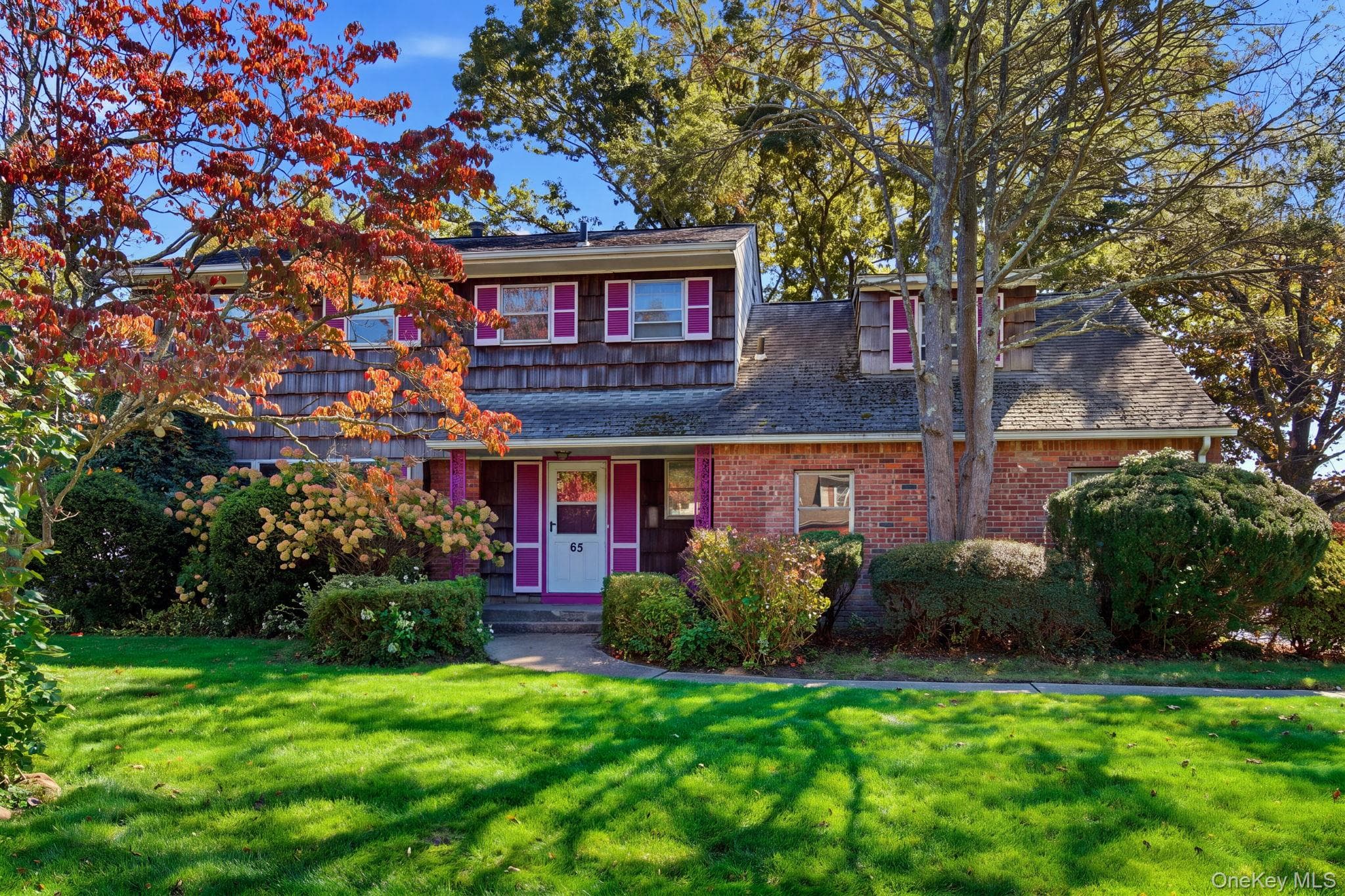 63 Lauren Avenue thumbnail 3