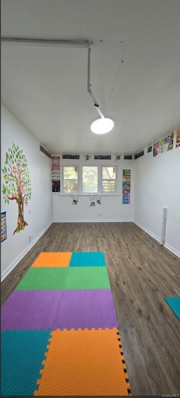 873 E 216th Street thumbnail 14