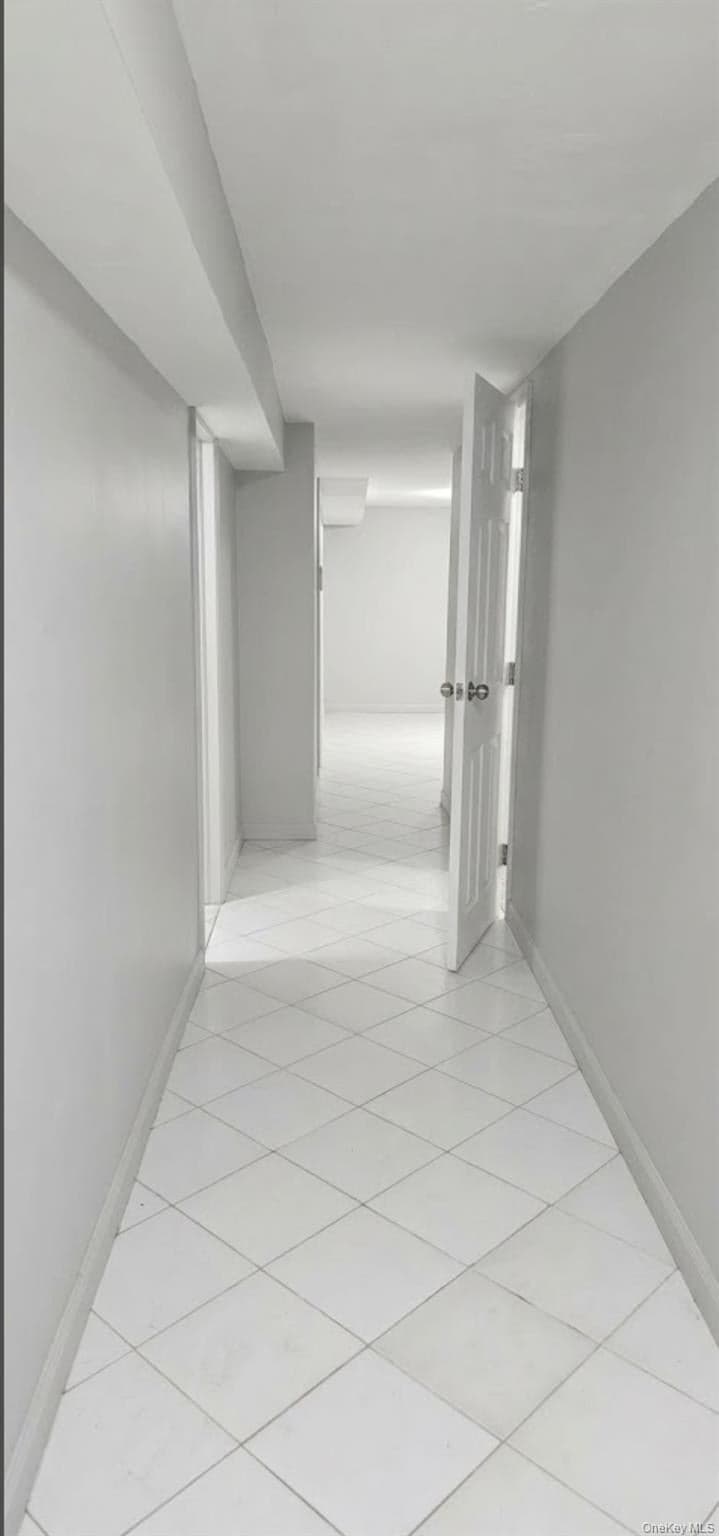 873 E 216th Street thumbnail 15
