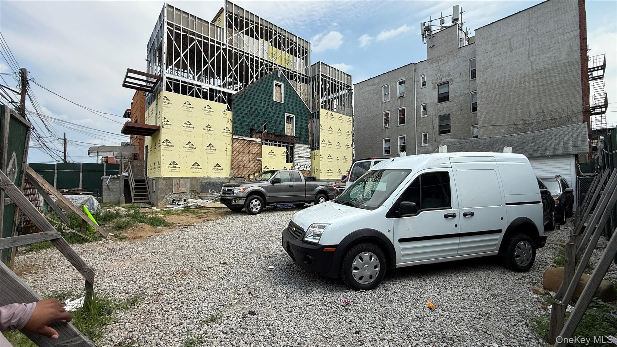 112-08 39th Avenue thumbnail 2