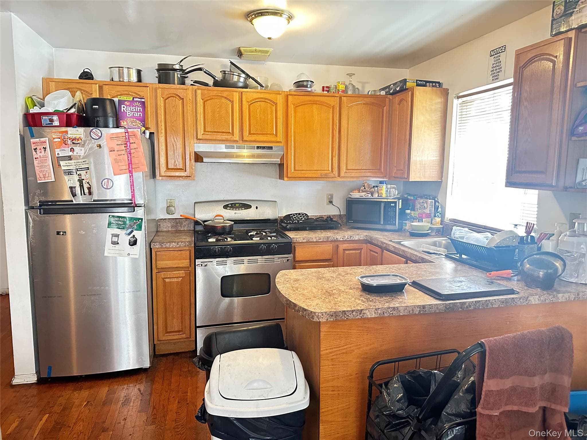 14045 Charles Lane thumbnail 3
