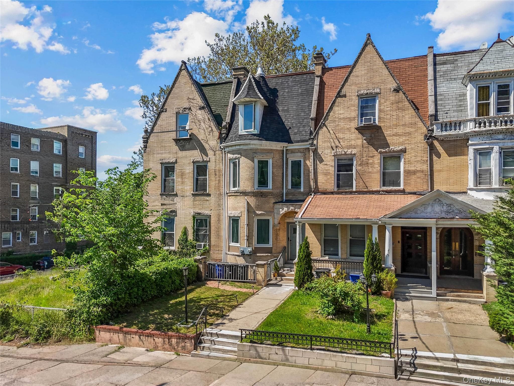 203 E Prospect Avenue thumbnail 2