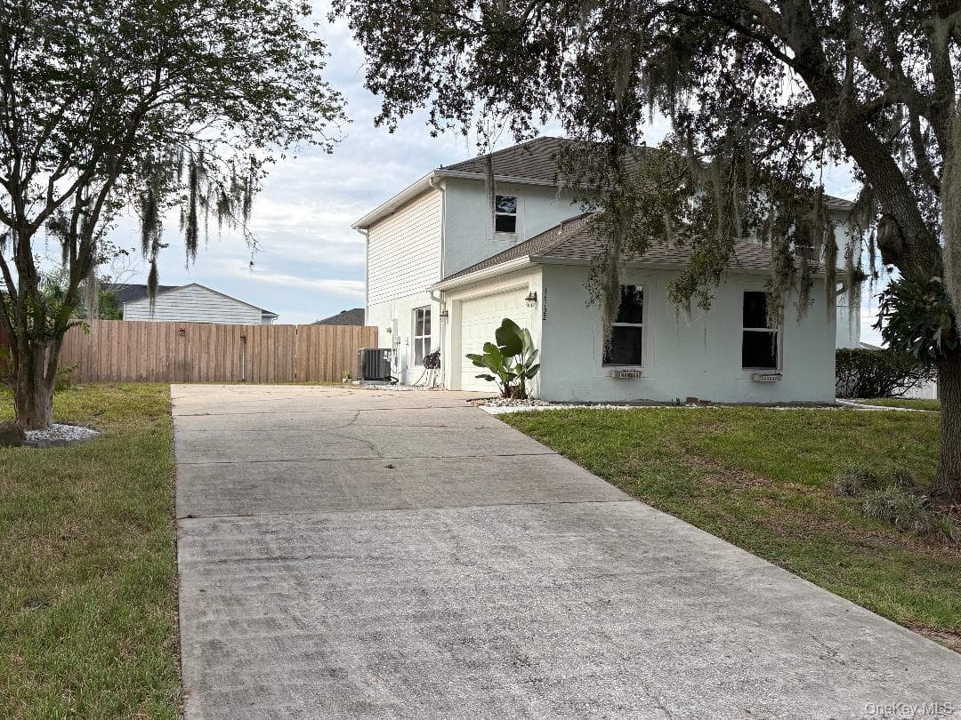 16122 Denham Court photo 1