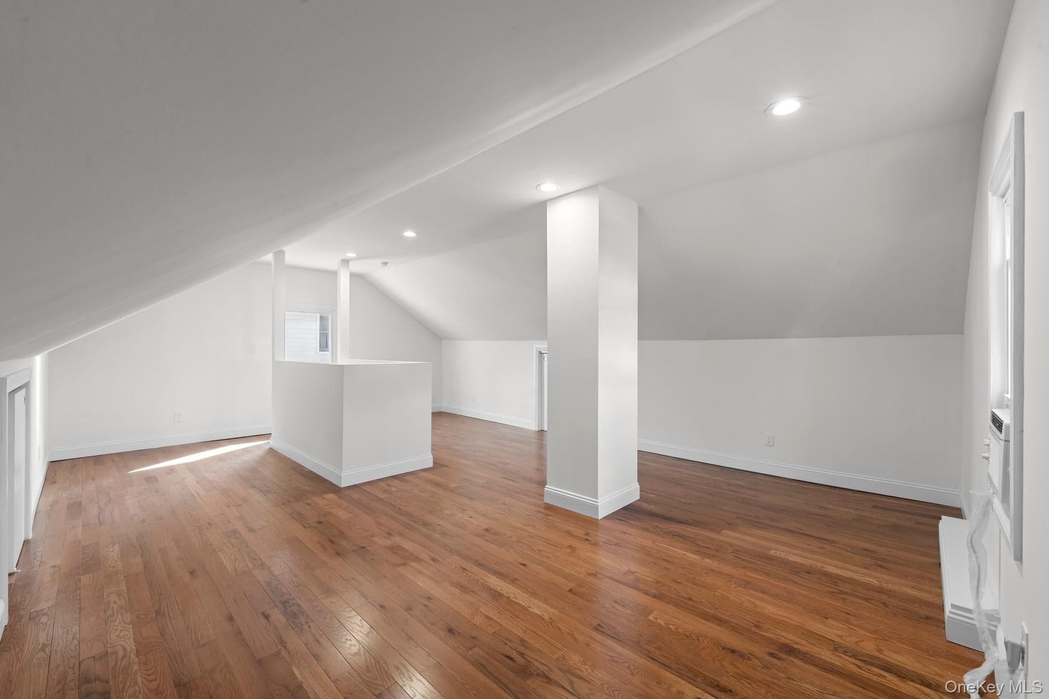 2 Fordham Place Pl thumbnail 16