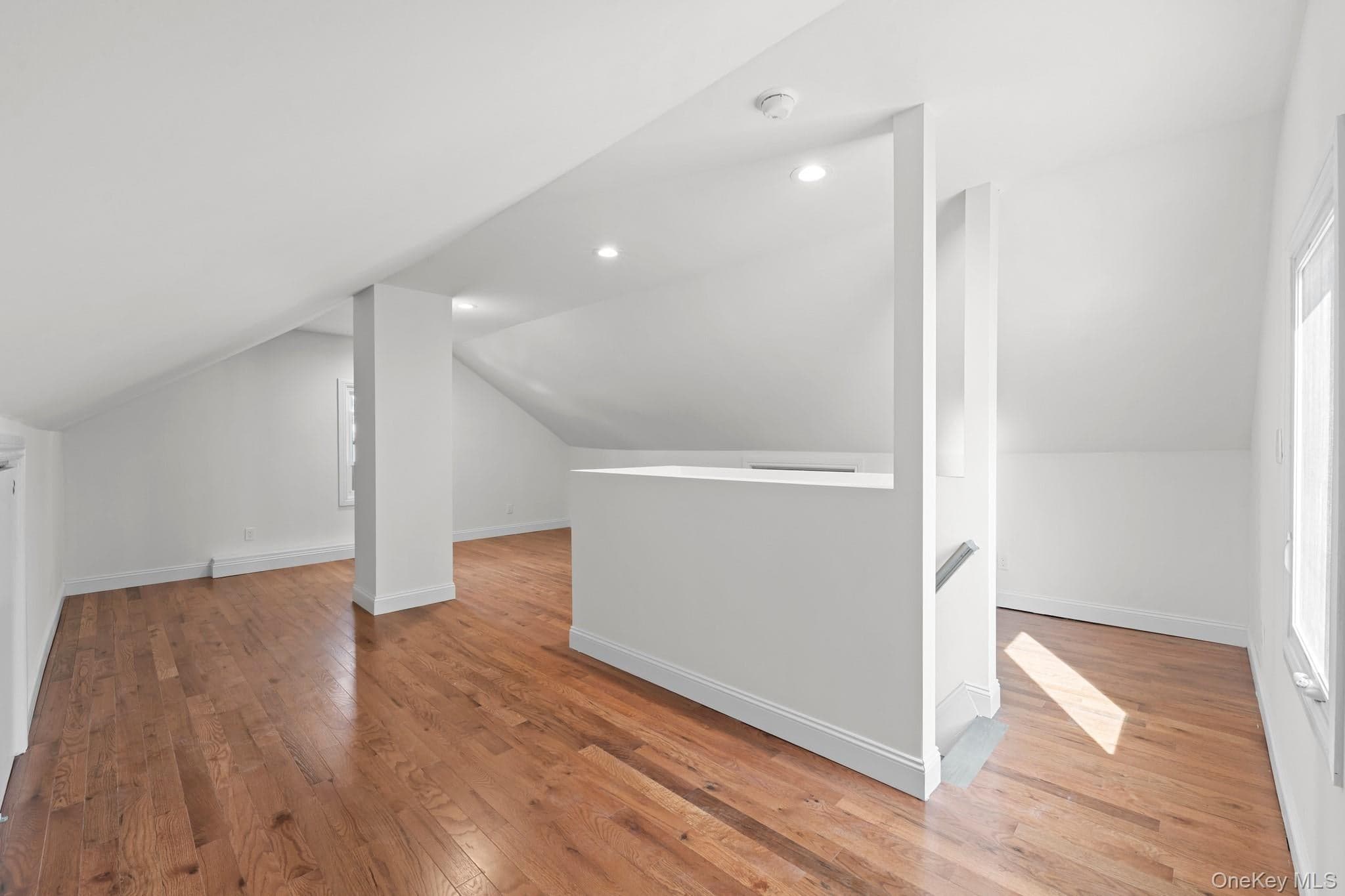 2 Fordham Place Pl thumbnail 17