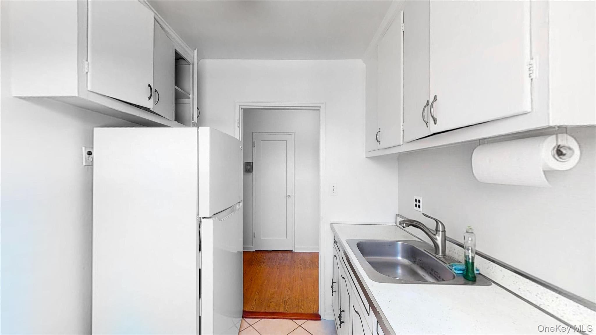 52-21 39th Road Unit: 2A thumbnail 5