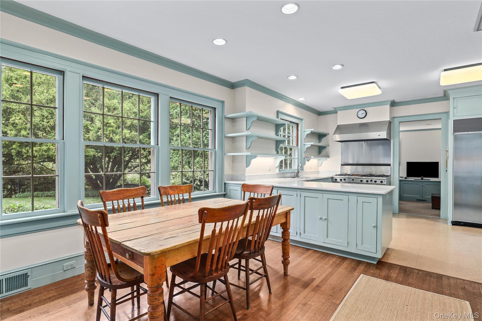 328 Mclain Street thumbnail 10