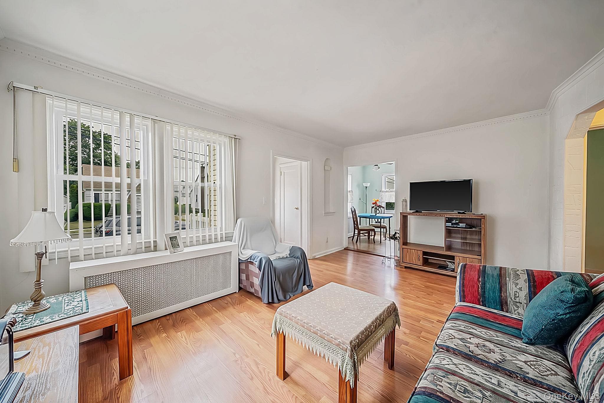 1111 Esther Street thumbnail 5