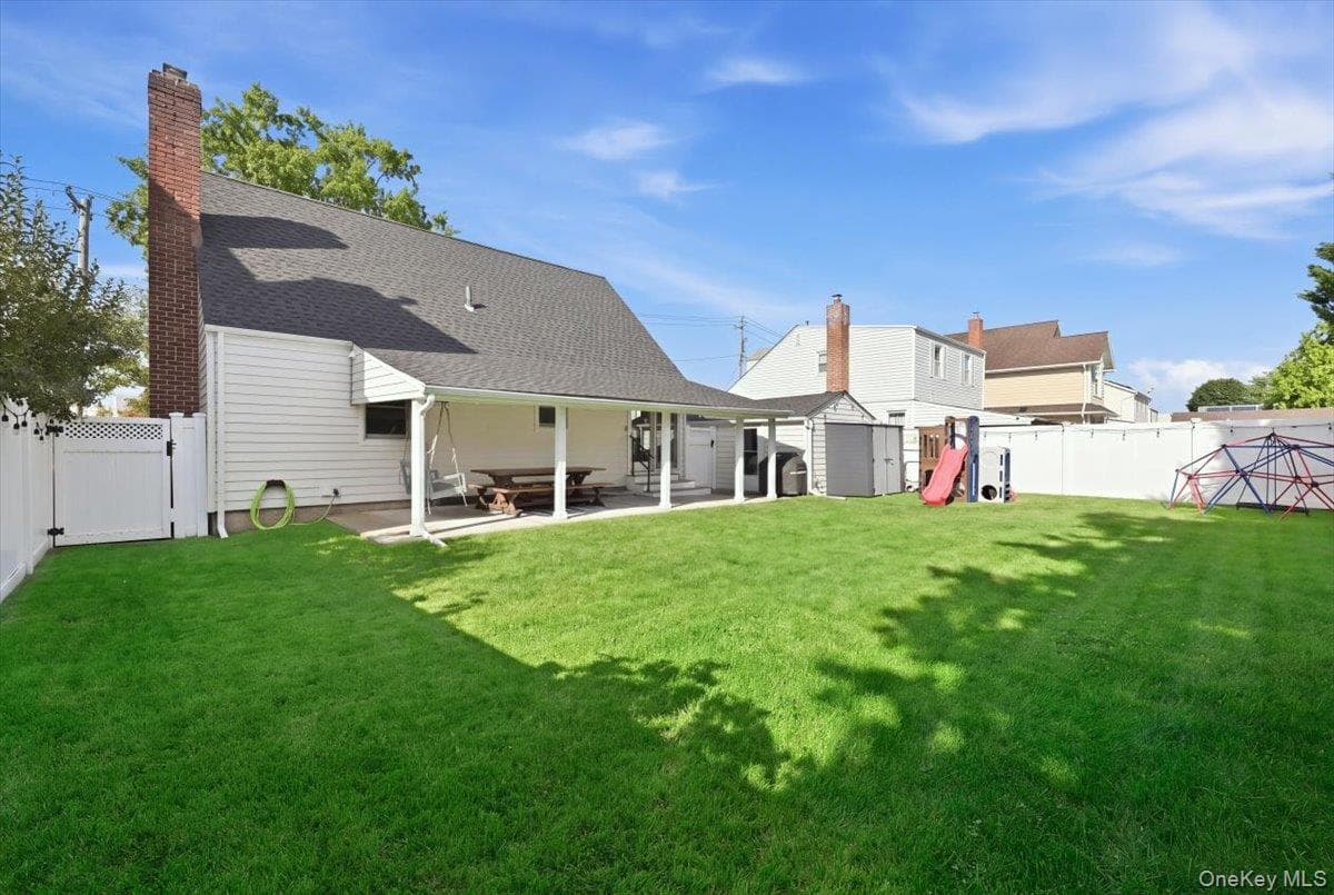 67 Raff Avenue thumbnail 26