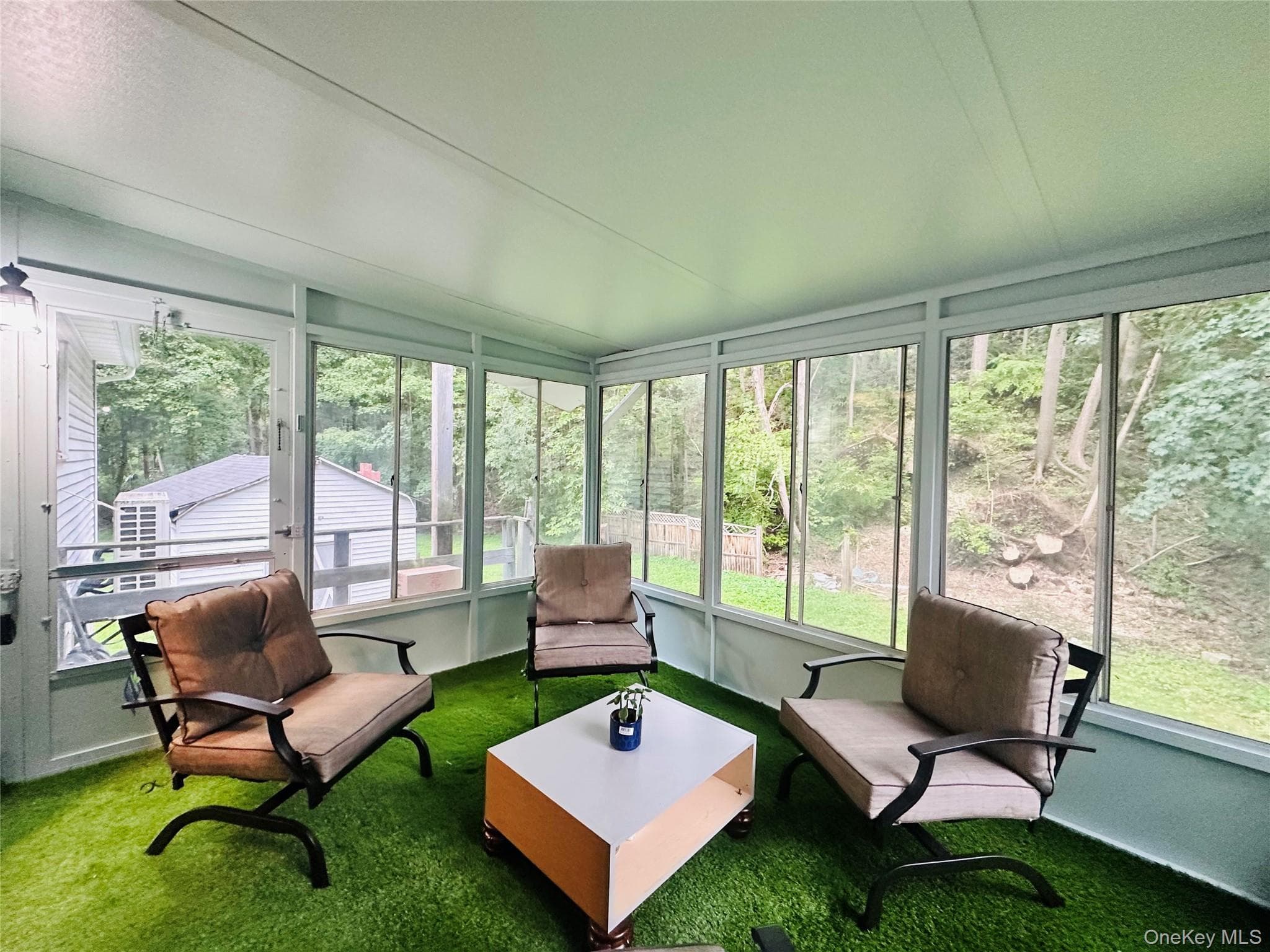 14 Macdonnell Heights thumbnail 8