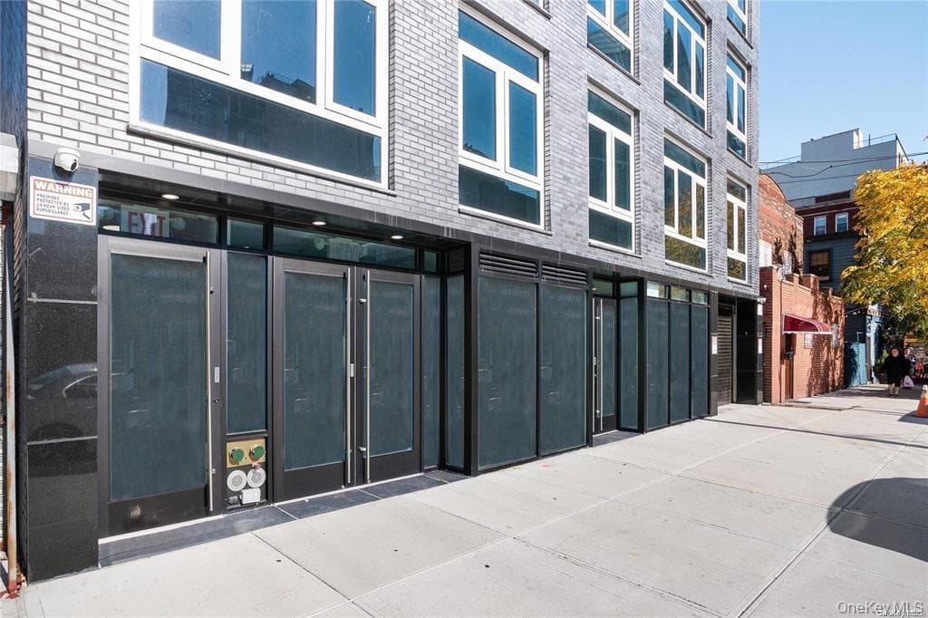 28-09 39th Avenue Unit: C thumbnail 3