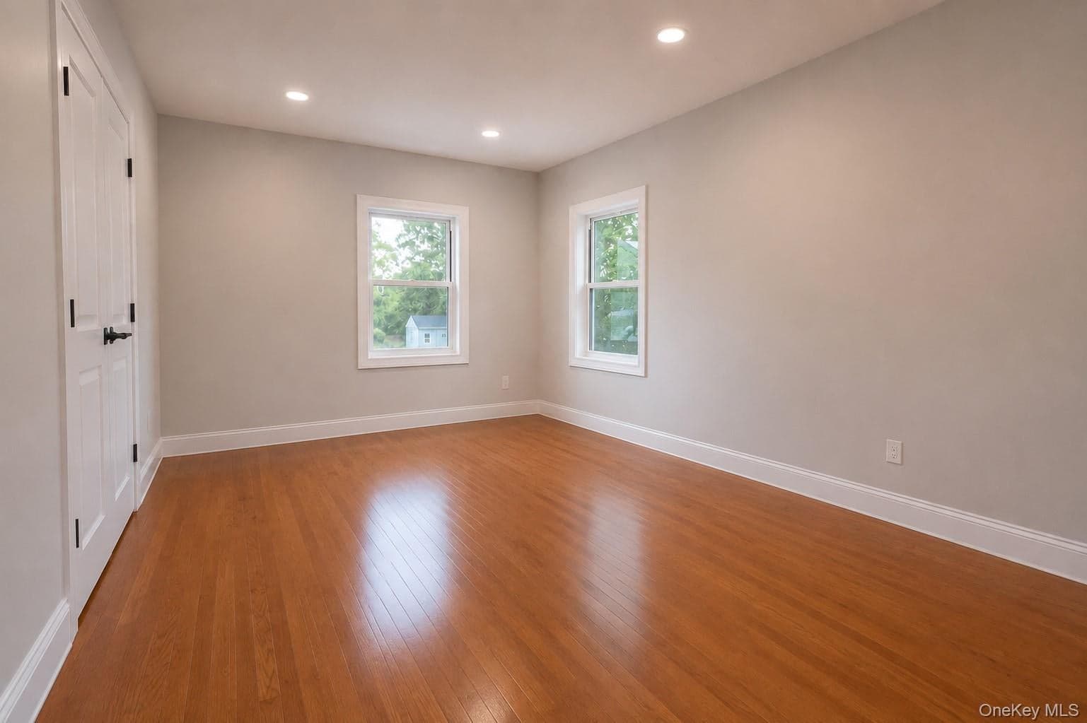 82 Vernon Avenue thumbnail 21