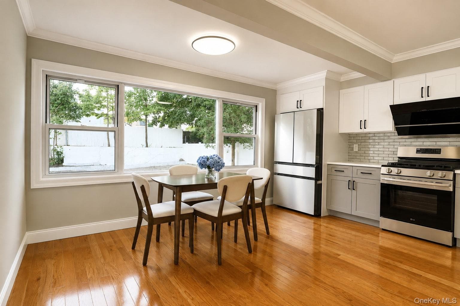 82 Vernon Avenue thumbnail 9