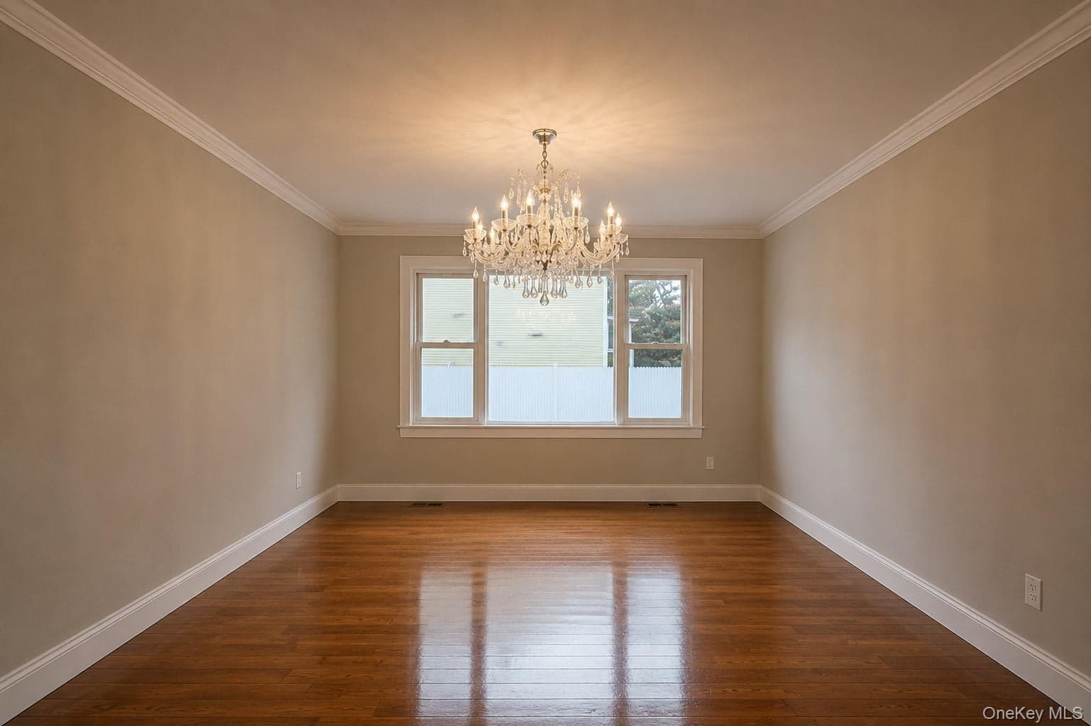 82 Vernon Avenue thumbnail 11