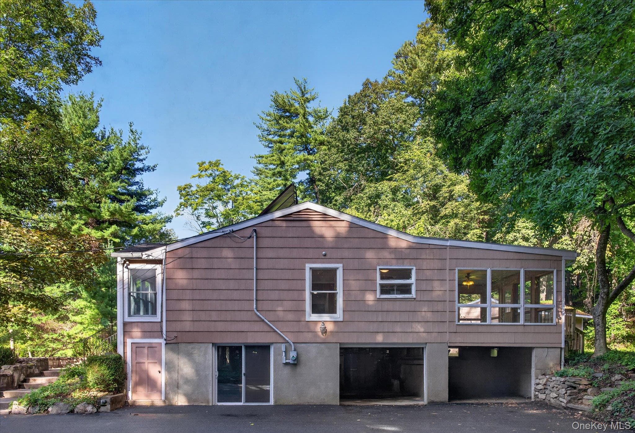 109 Pines Bridge Road thumbnail 7