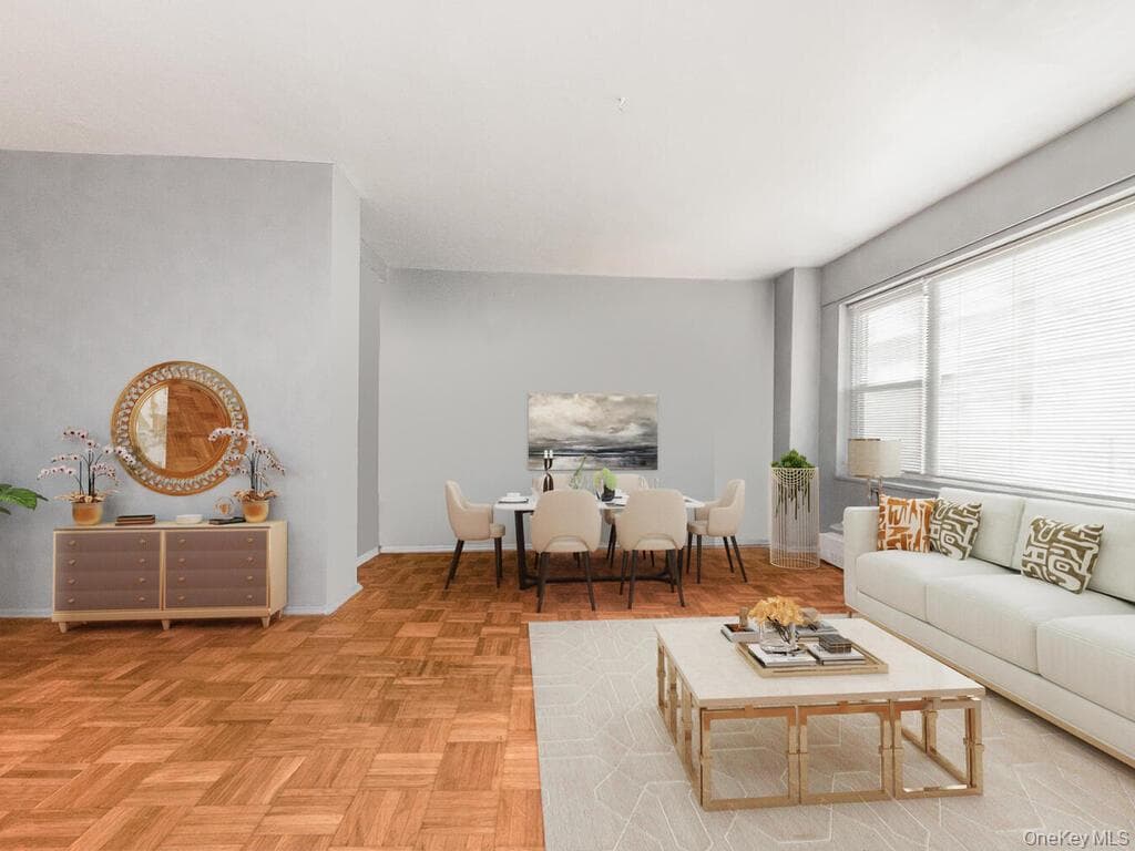 4 Fordham Hill Oval Unit: 1A thumbnail 2