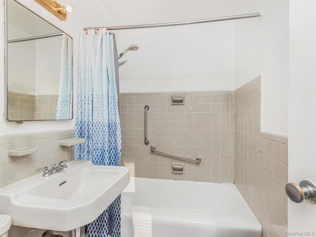 4 Fordham Hill Oval Unit: 1A thumbnail 12